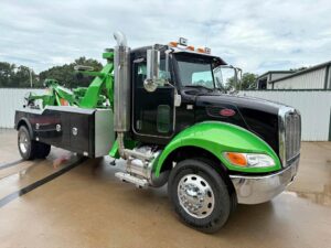2009 Peterbilt PB335